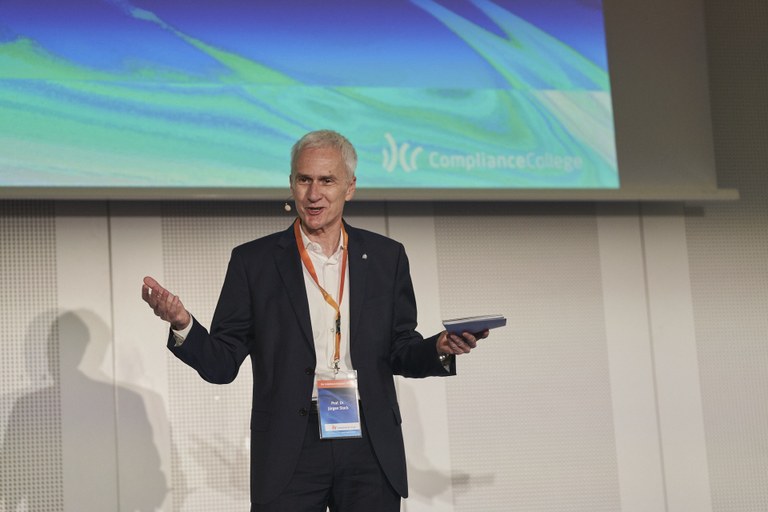 Prof. Dr. Jürgen Stock, Generalsekretär Interpol a. D.